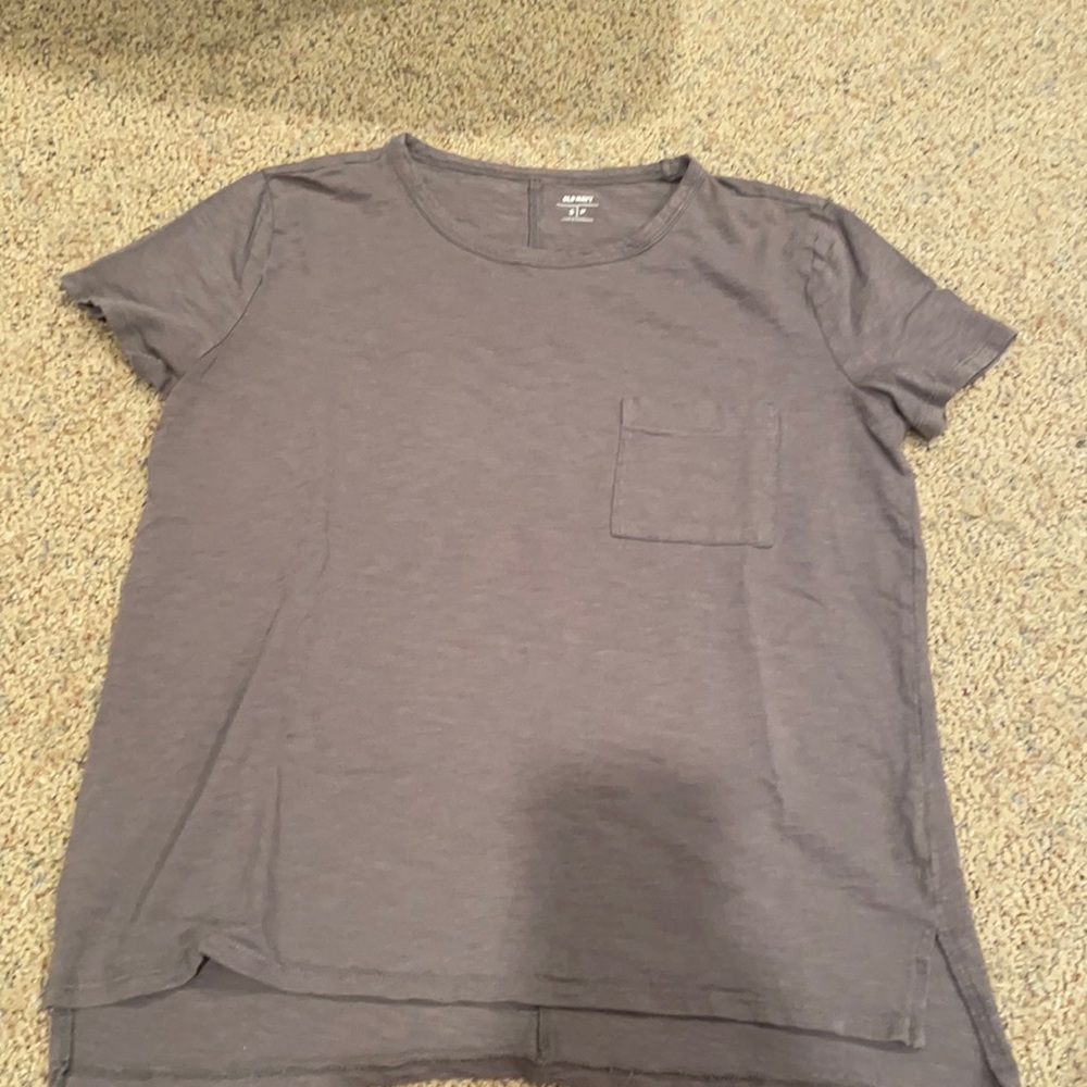 Grey pocket Old Navy shirt